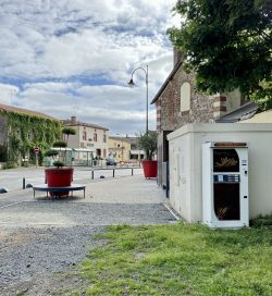 Distributeur de baguettes nouvel emplacement